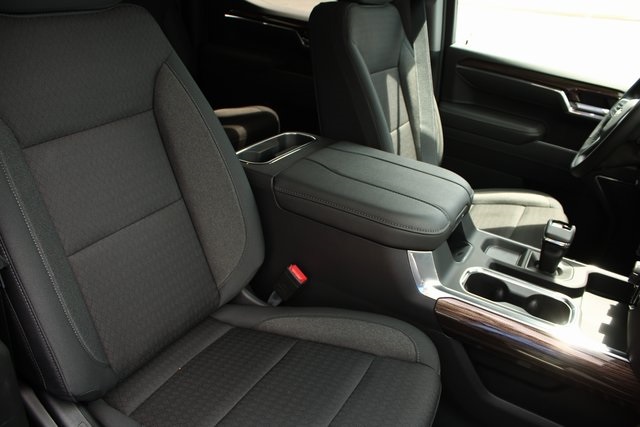 new 2025 Chevrolet Silverado 1500 car, priced at $60,900