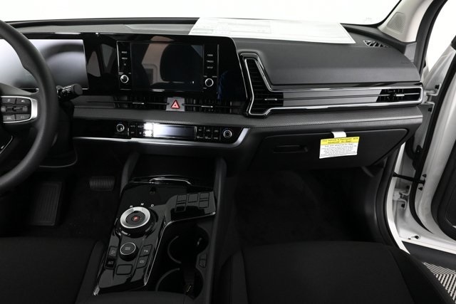 new 2025 Kia Sportage Hybrid car, priced at $30,344