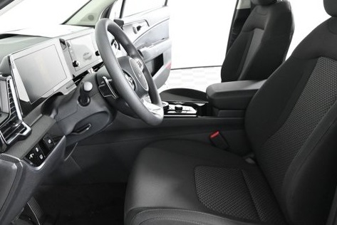 new 2025 Kia Sportage Hybrid car, priced at $30,344