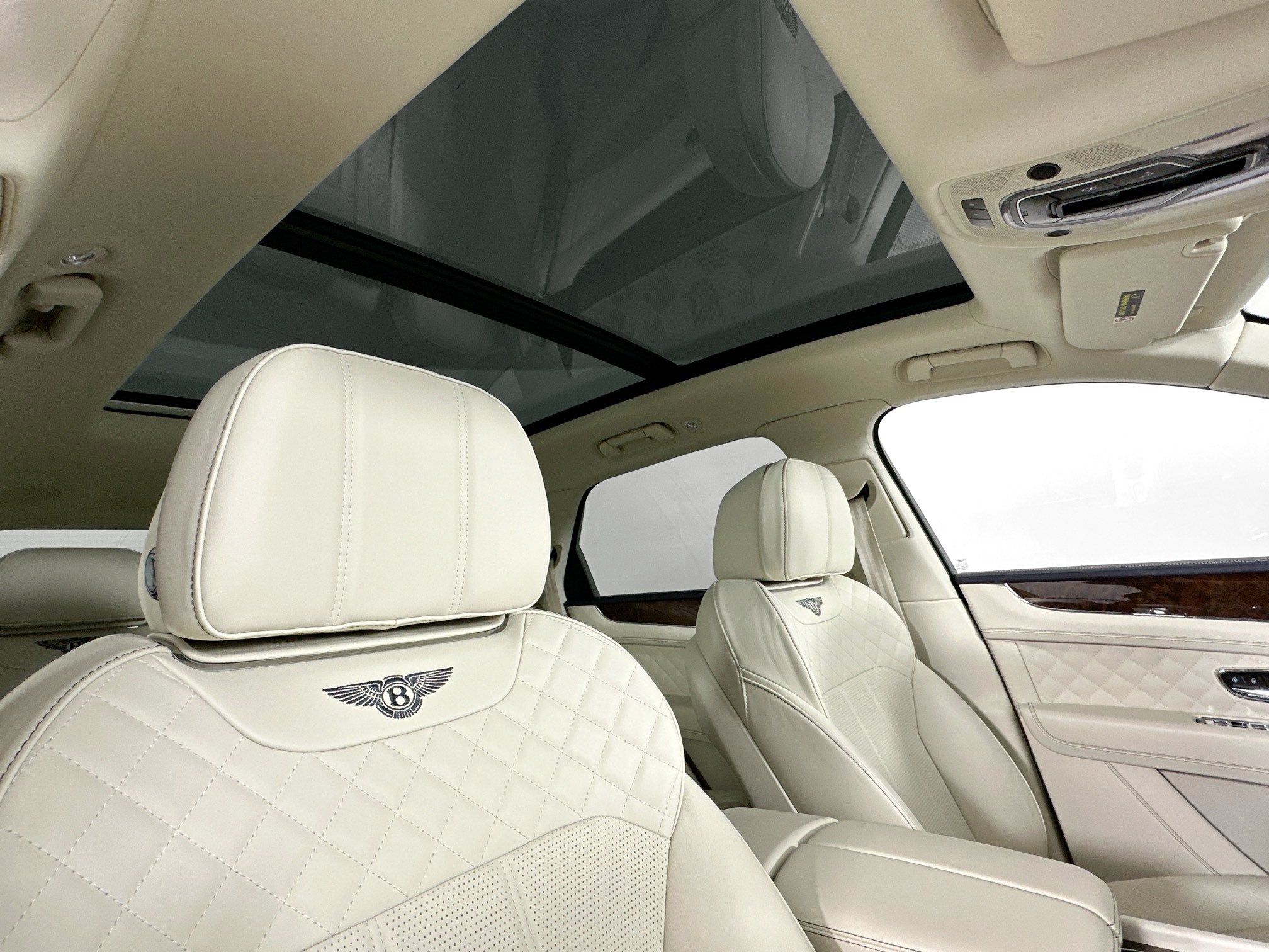 used 2019 Bentley Bentayga car, priced at $99,999
