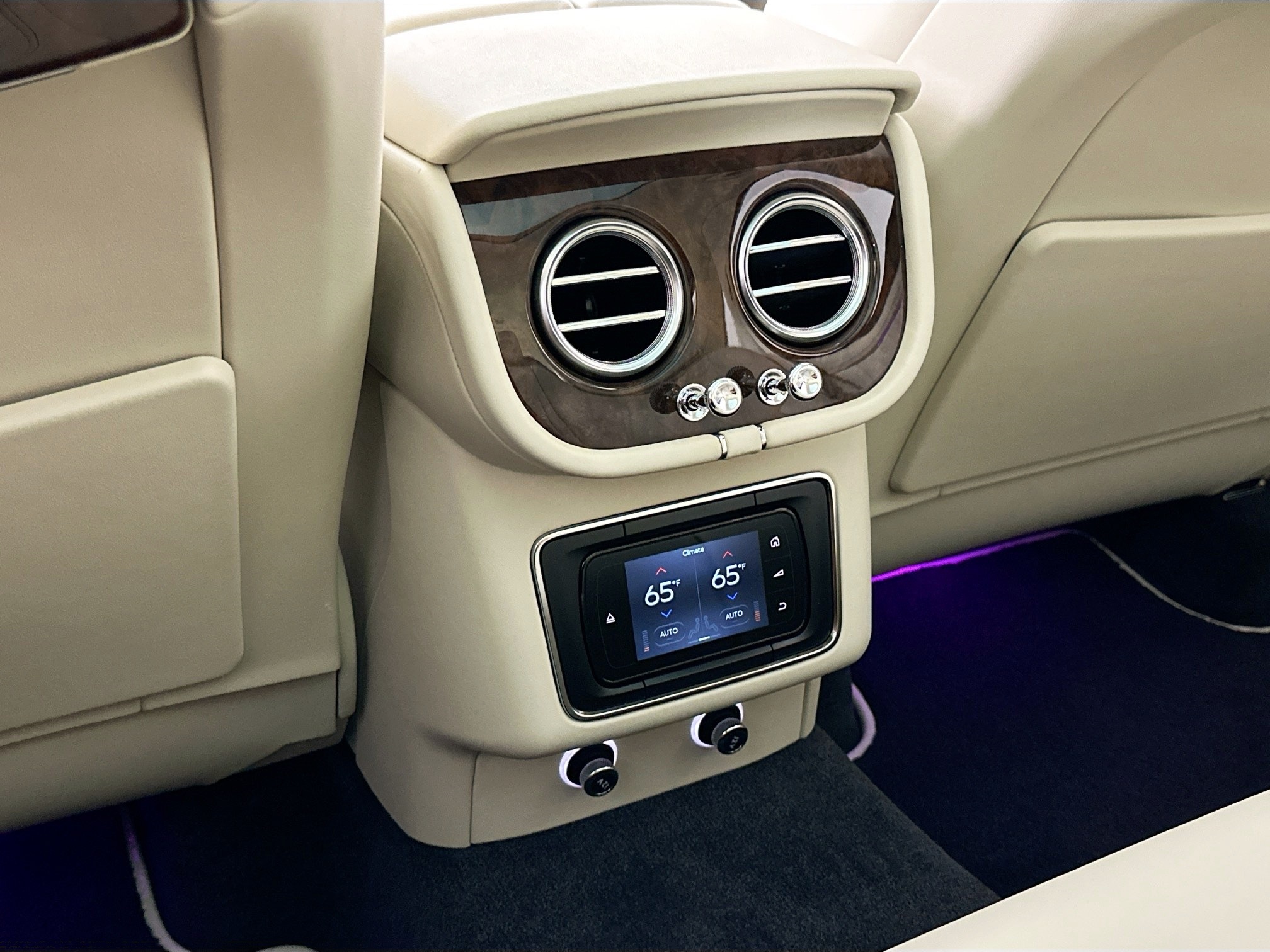 used 2019 Bentley Bentayga car, priced at $99,999