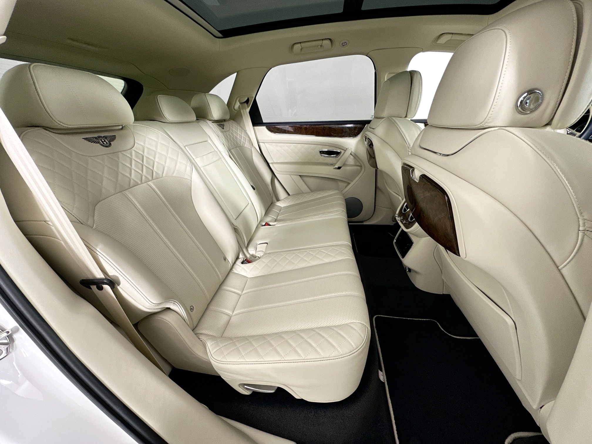used 2019 Bentley Bentayga car, priced at $99,999