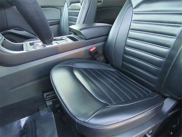 used 2023 Ford Edge car, priced at $19,911