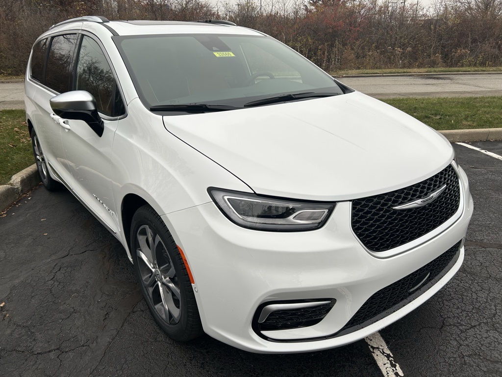 new 2026 Chrysler Pacifica car, priced at $55,135