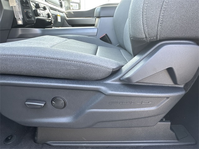 new 2025 Ford F-250SD car, priced at $59,029