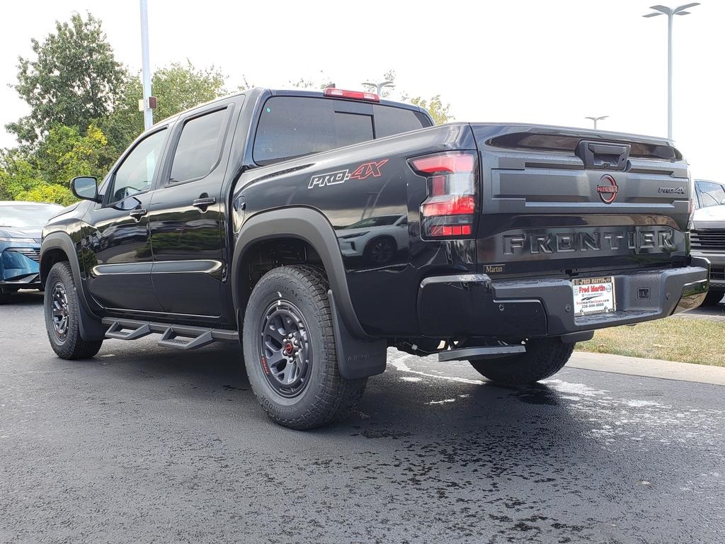 new 2025 Nissan Frontier car, priced at $39,698