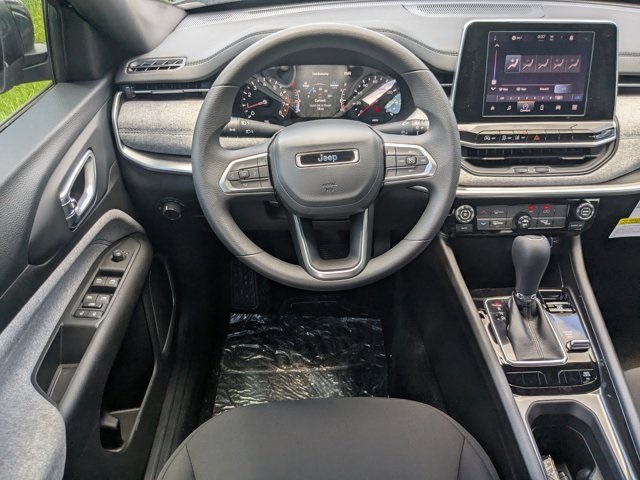 new 2025 Jeep Compass car, priced at $21,490