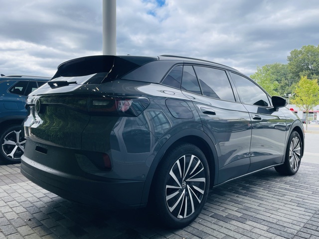 used 2024 Volkswagen ID.4 car, priced at $24,900
