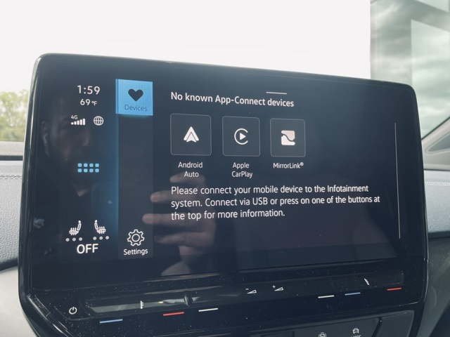 used 2024 Volkswagen ID.4 car, priced at $24,900