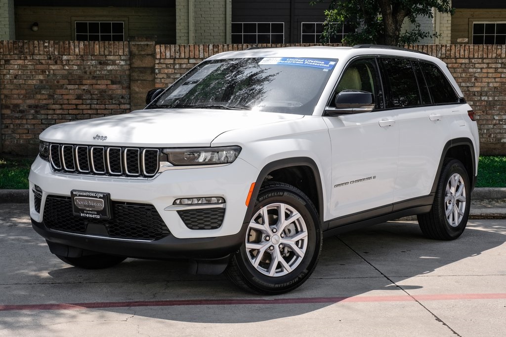used 2022 Jeep Grand Cherokee car, priced at $31,690