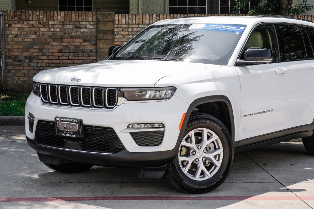 used 2022 Jeep Grand Cherokee car, priced at $31,690