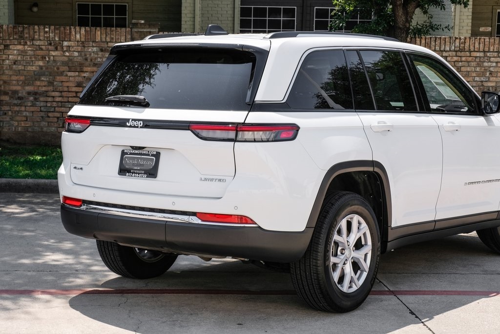 used 2022 Jeep Grand Cherokee car, priced at $31,690