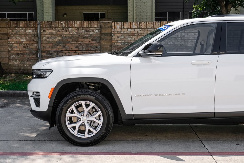 used 2022 Jeep Grand Cherokee car, priced at $31,690
