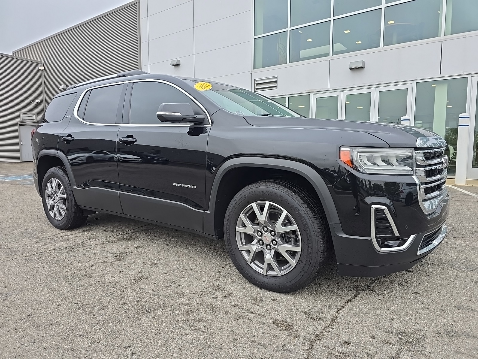 used 2021 GMC Acadia car, priced at $24,900