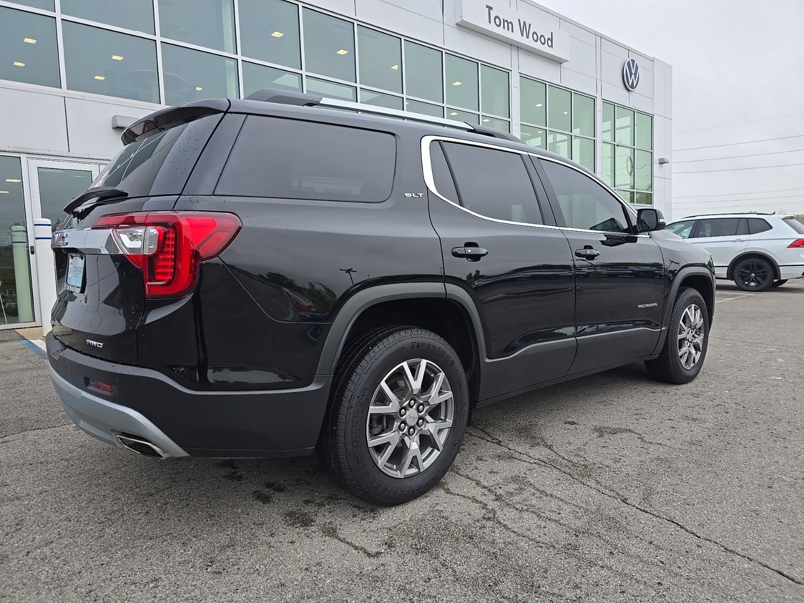 used 2021 GMC Acadia car, priced at $24,900