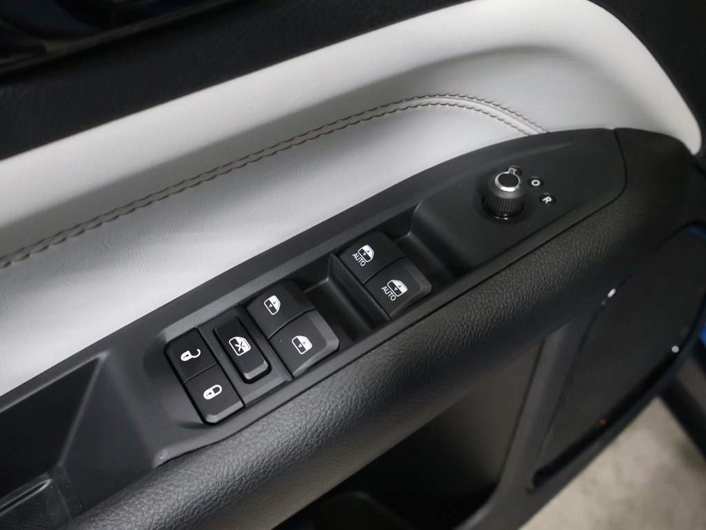 new 2025 Jeep Compass car, priced at $33,493