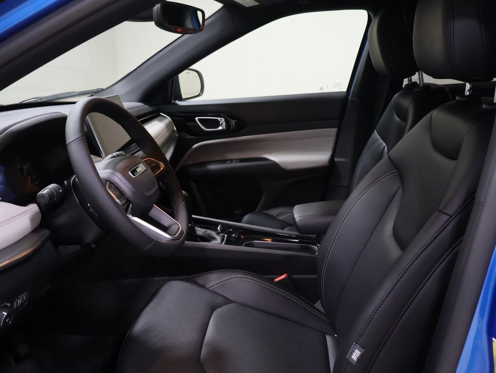new 2025 Jeep Compass car, priced at $33,493