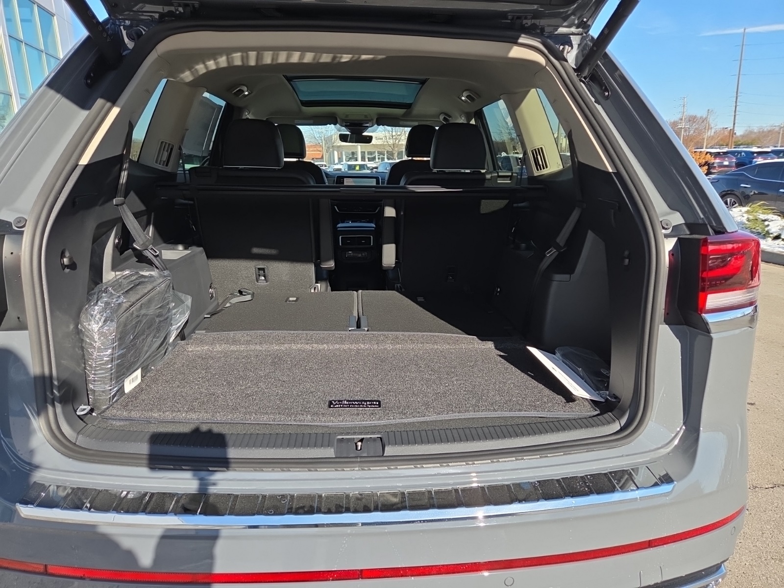 new 2026 Volkswagen Atlas car, priced at $55,453