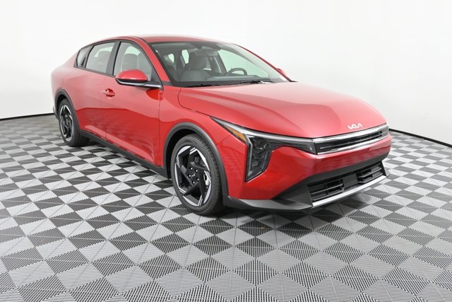 new 2025 Kia K4 car, priced at $26,013