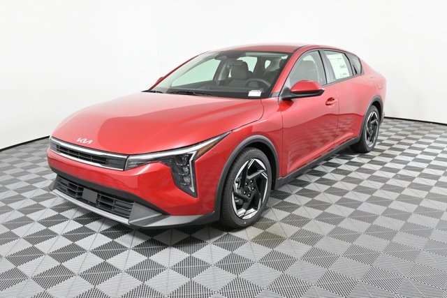 new 2025 Kia K4 car, priced at $26,013