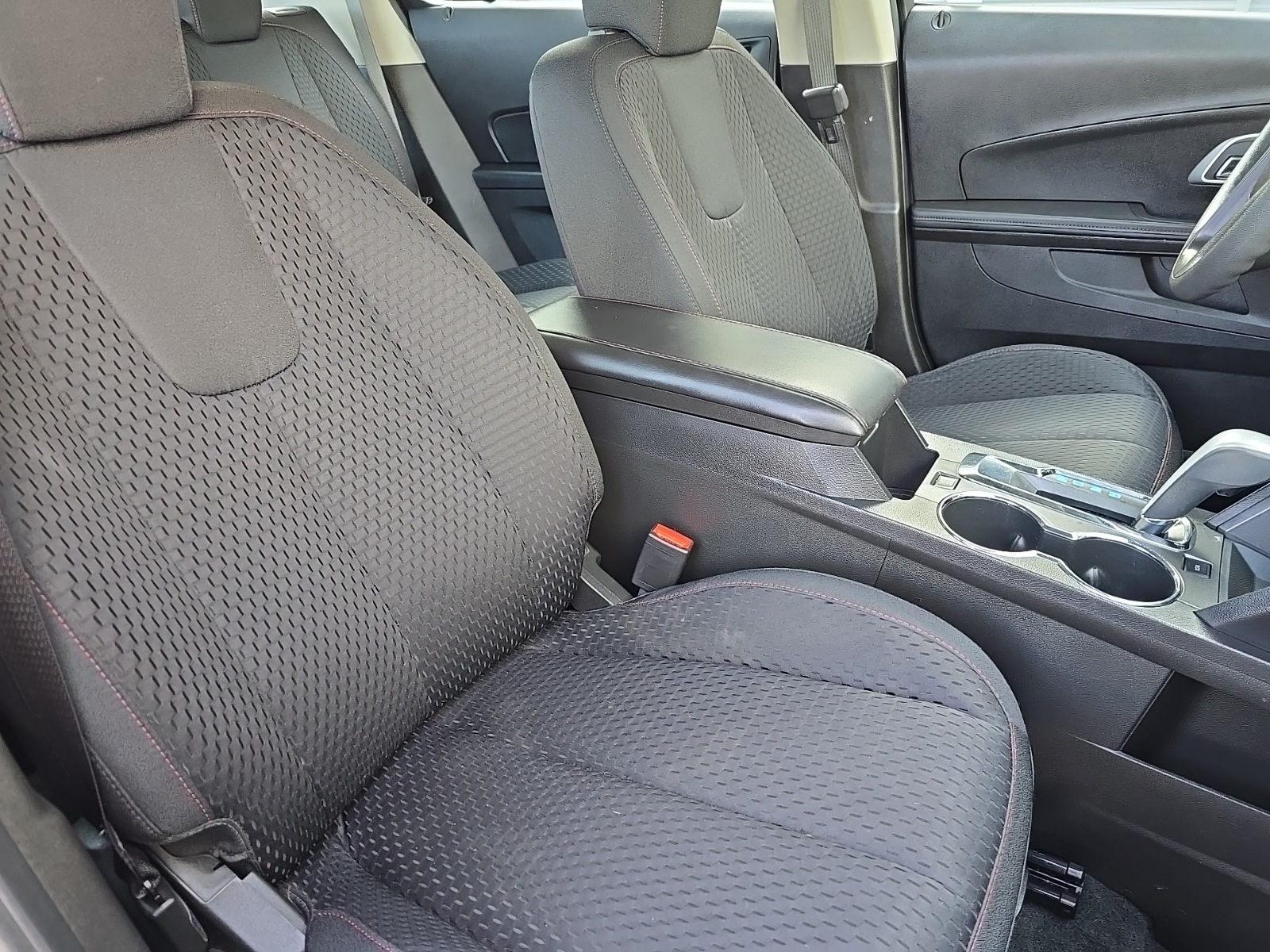 used 2014 Chevrolet Equinox car, priced at $9,500