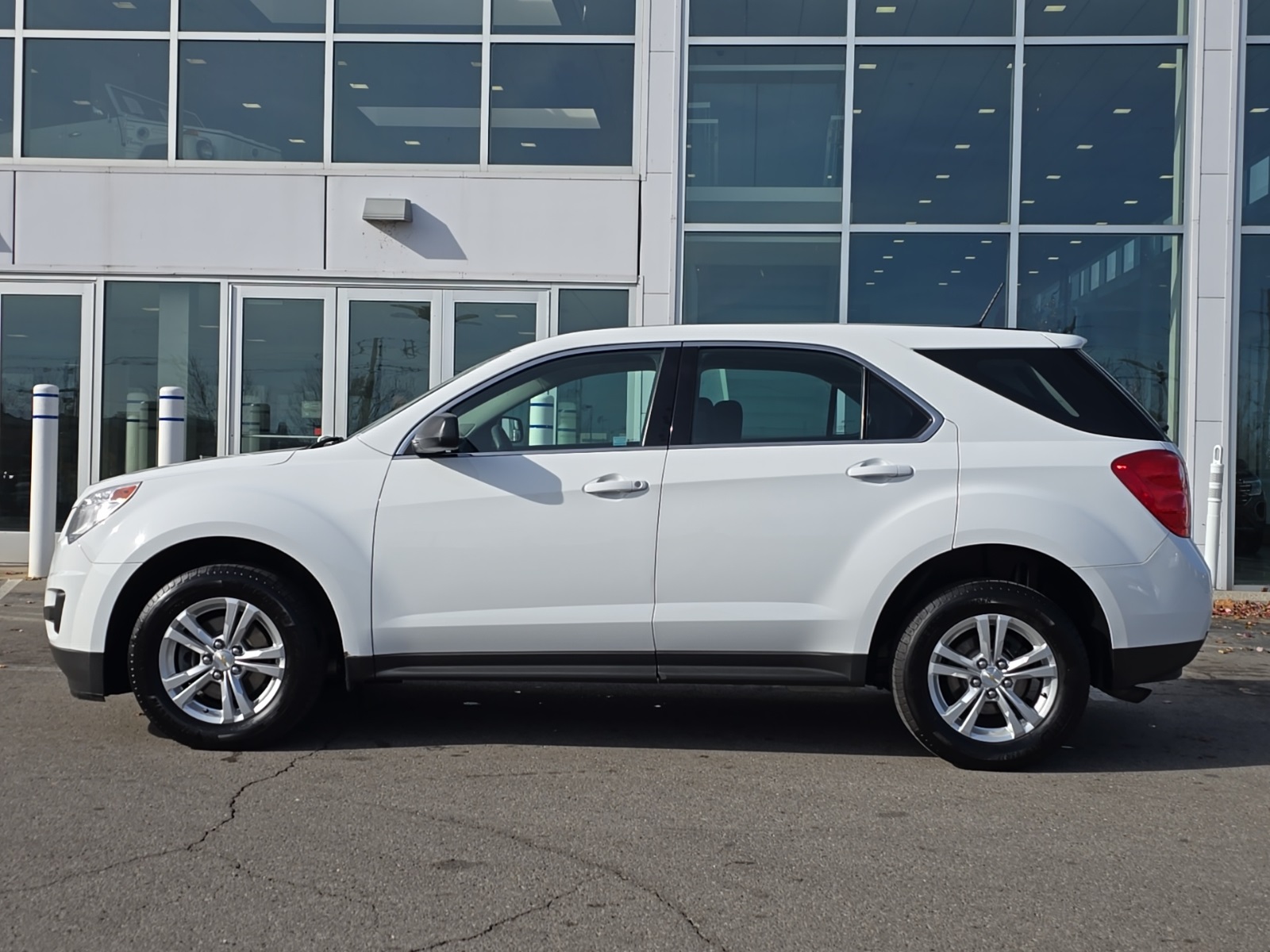 used 2014 Chevrolet Equinox car, priced at $9,500
