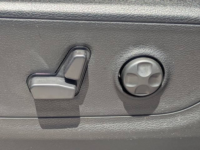 new 2025 Ram 1500 car, priced at $59,880