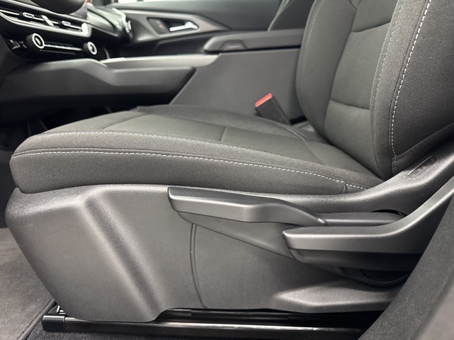 new 2026 Chevrolet Equinox EV car, priced at $35,990