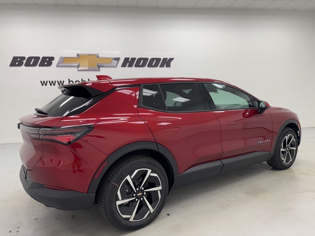 new 2026 Chevrolet Equinox EV car, priced at $35,990