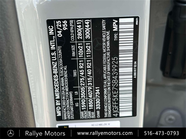 new 2025 Mercedes-Benz GLS car, priced at $103,345