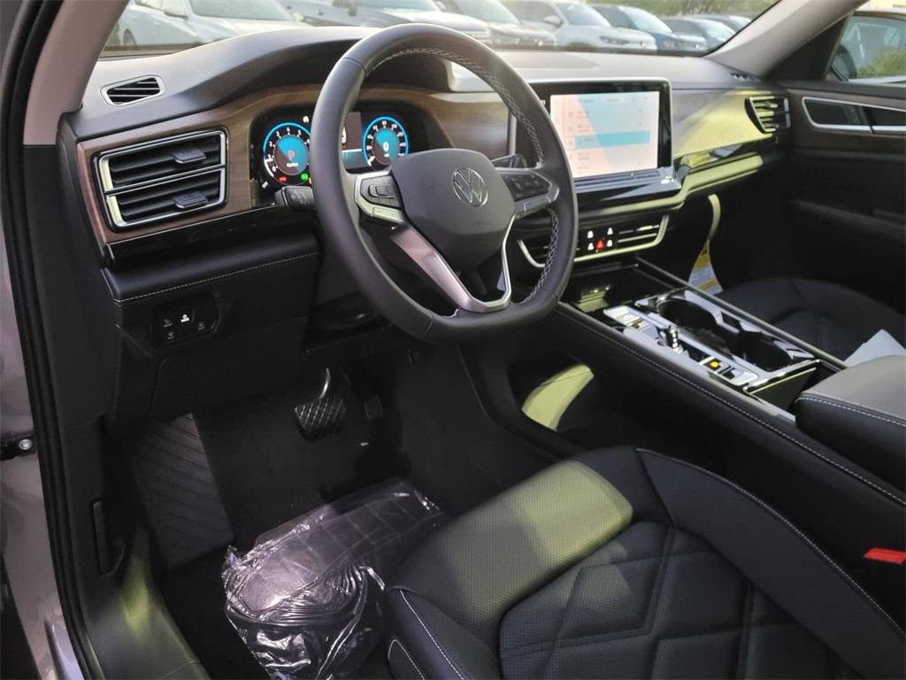 new 2026 Volkswagen Atlas car, priced at $43,771