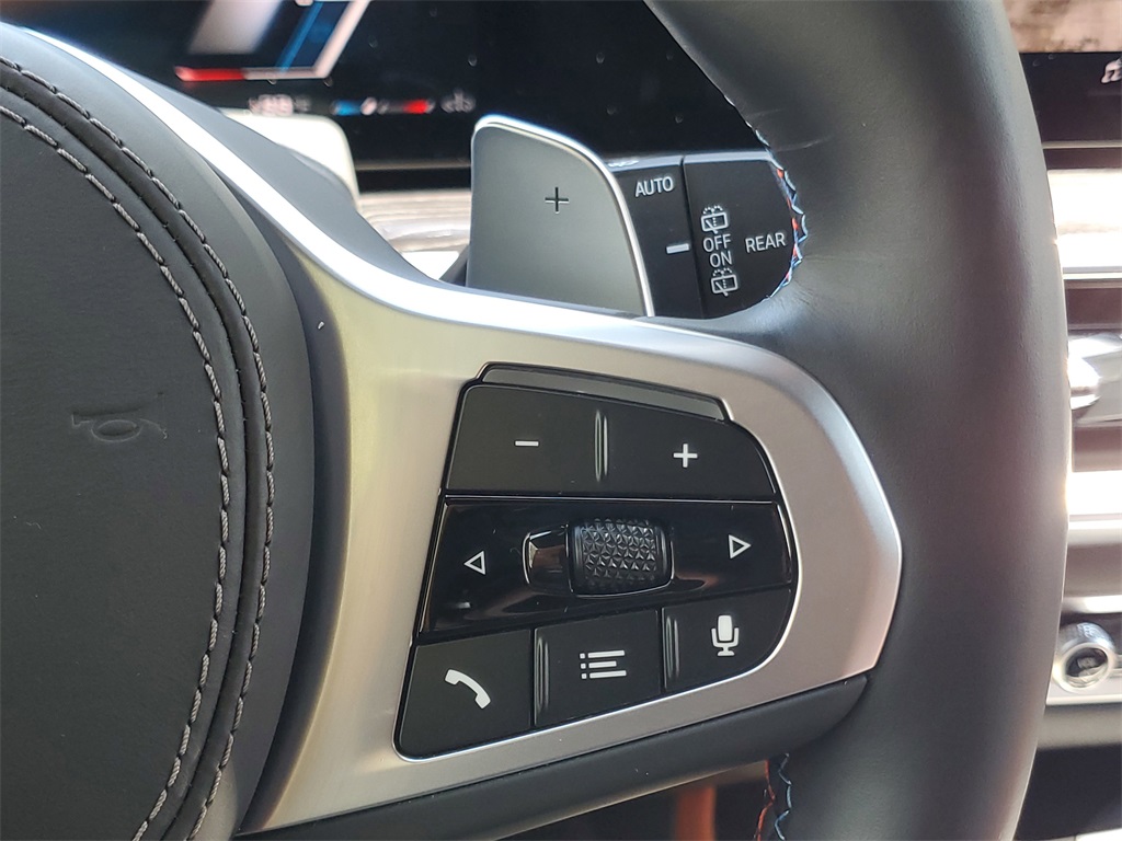 used 2025 BMW X7 car, priced at $92,895