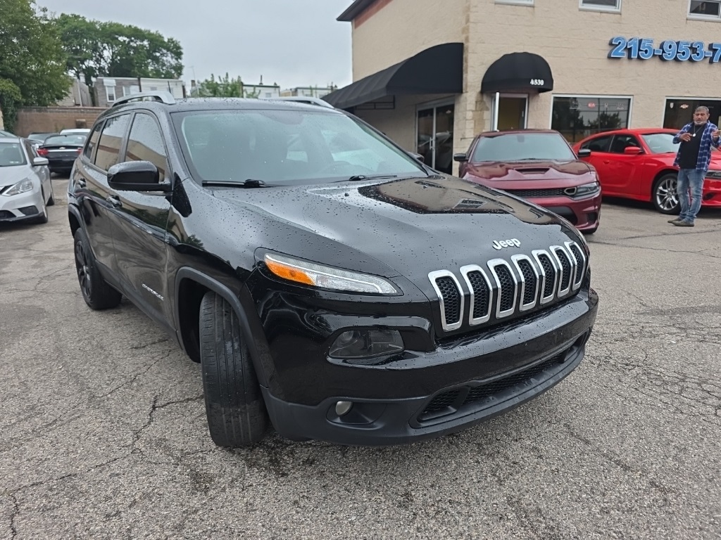 used 2020 Jeep Cherokee car, priced at $14,895