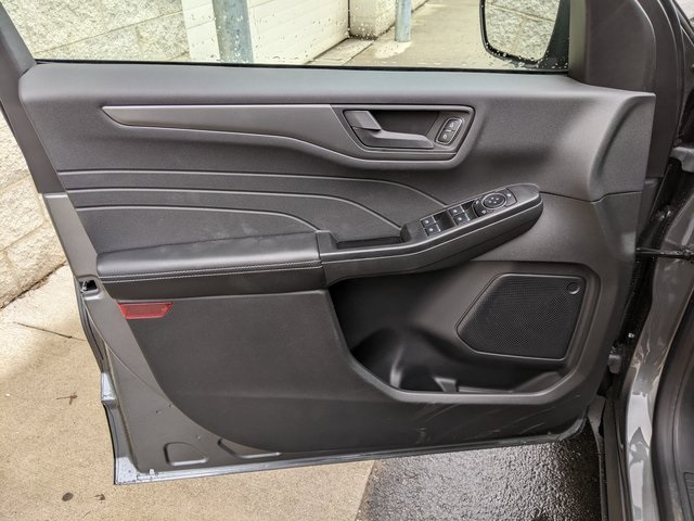 used 2025 Ford Escape car, priced at $25,500
