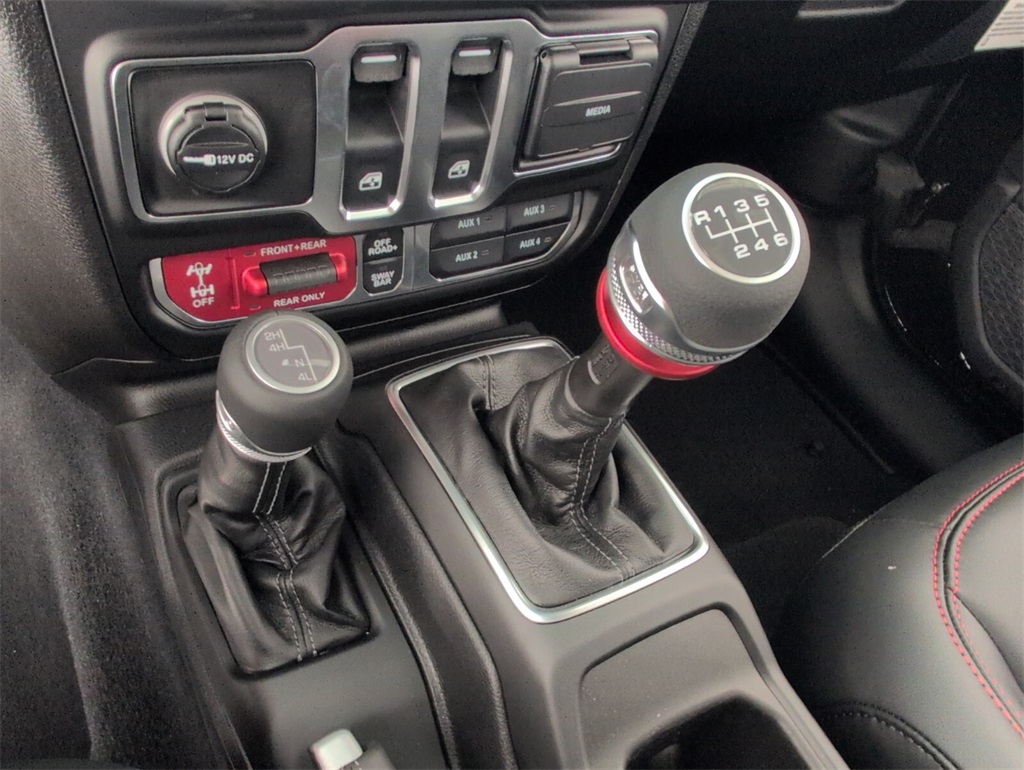 new 2025 Jeep Wrangler car, priced at $50,760