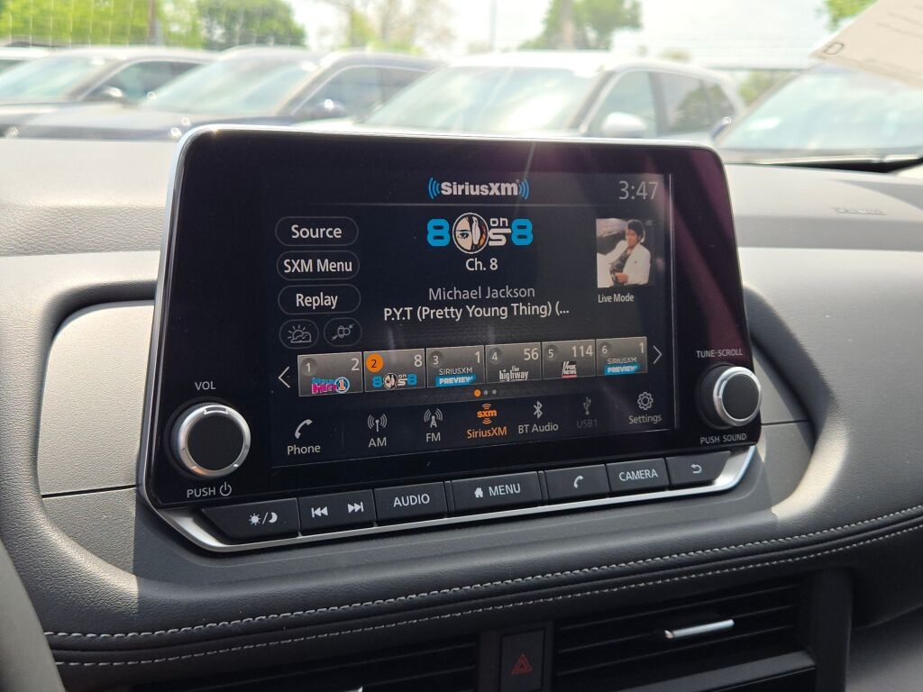 new 2025 Nissan Rogue car, priced at $33,385