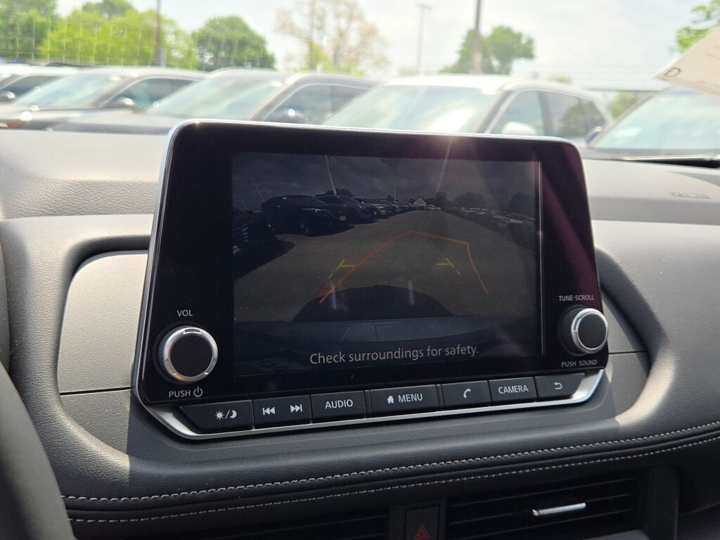 new 2025 Nissan Rogue car, priced at $33,385