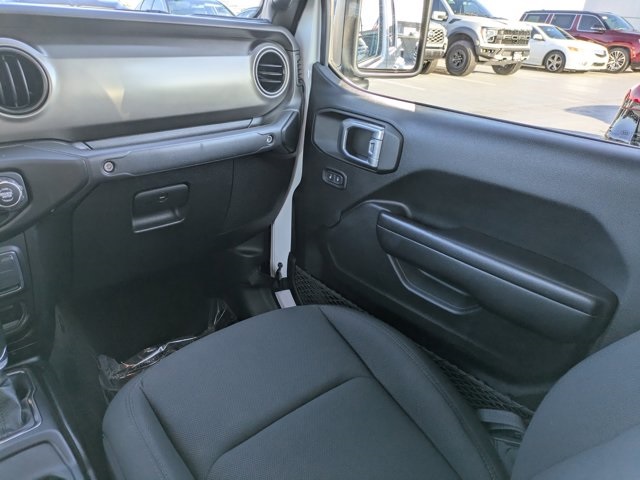 used 2021 Jeep Gladiator car, priced at $27,985