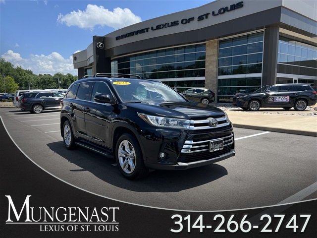 used 2019 Toyota Highlander car, priced at $30,740