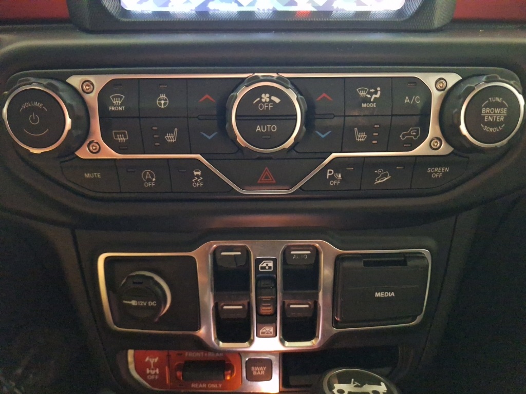 used 2019 Jeep Wrangler car, priced at $31,043