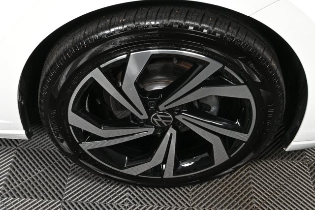 used 2025 Volkswagen Jetta car, priced at $25,900