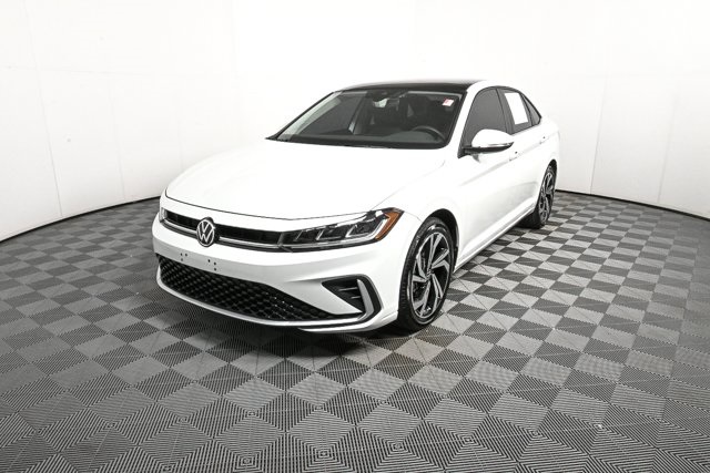 used 2025 Volkswagen Jetta car, priced at $25,900