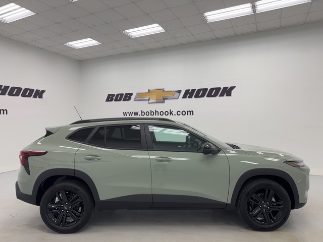 new 2025 Chevrolet Trax car, priced at $25,895