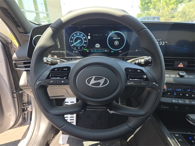 new 2025 Hyundai Elantra Hybrid car, priced at $25,460