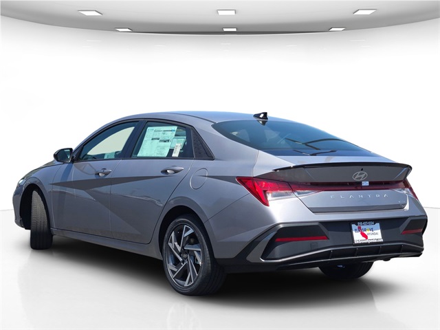 new 2025 Hyundai Elantra Hybrid car, priced at $25,460