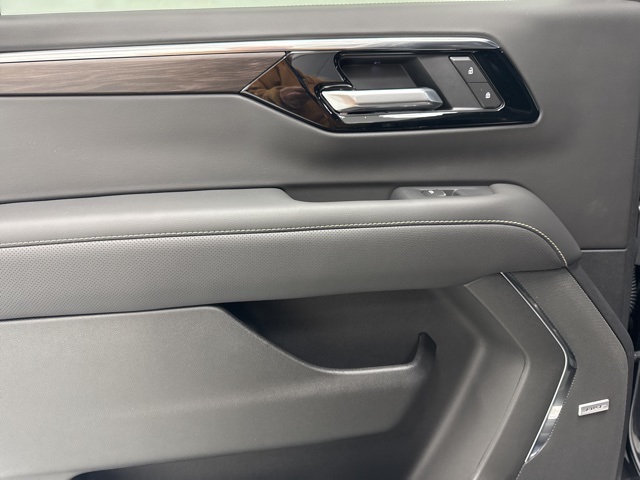 new 2026 Chevrolet Suburban car, priced at $84,500