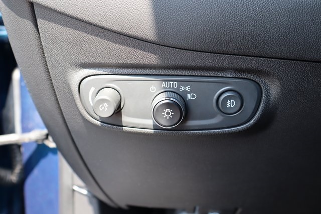 used 2021 Chevrolet Equinox car, priced at $16,500