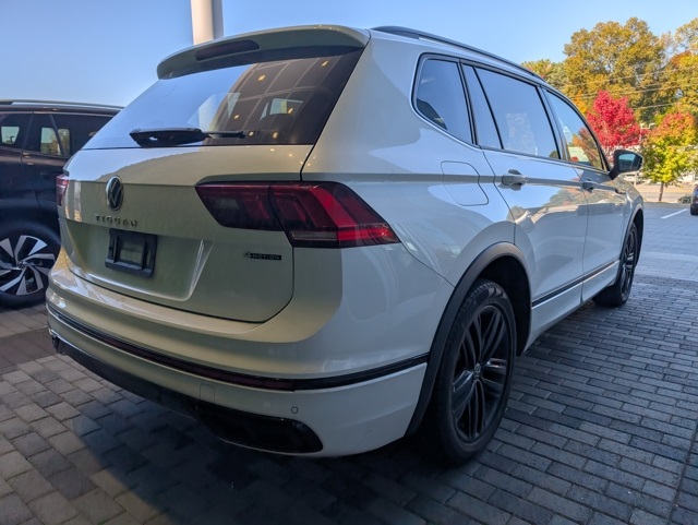 used 2022 Volkswagen Tiguan car, priced at $24,900