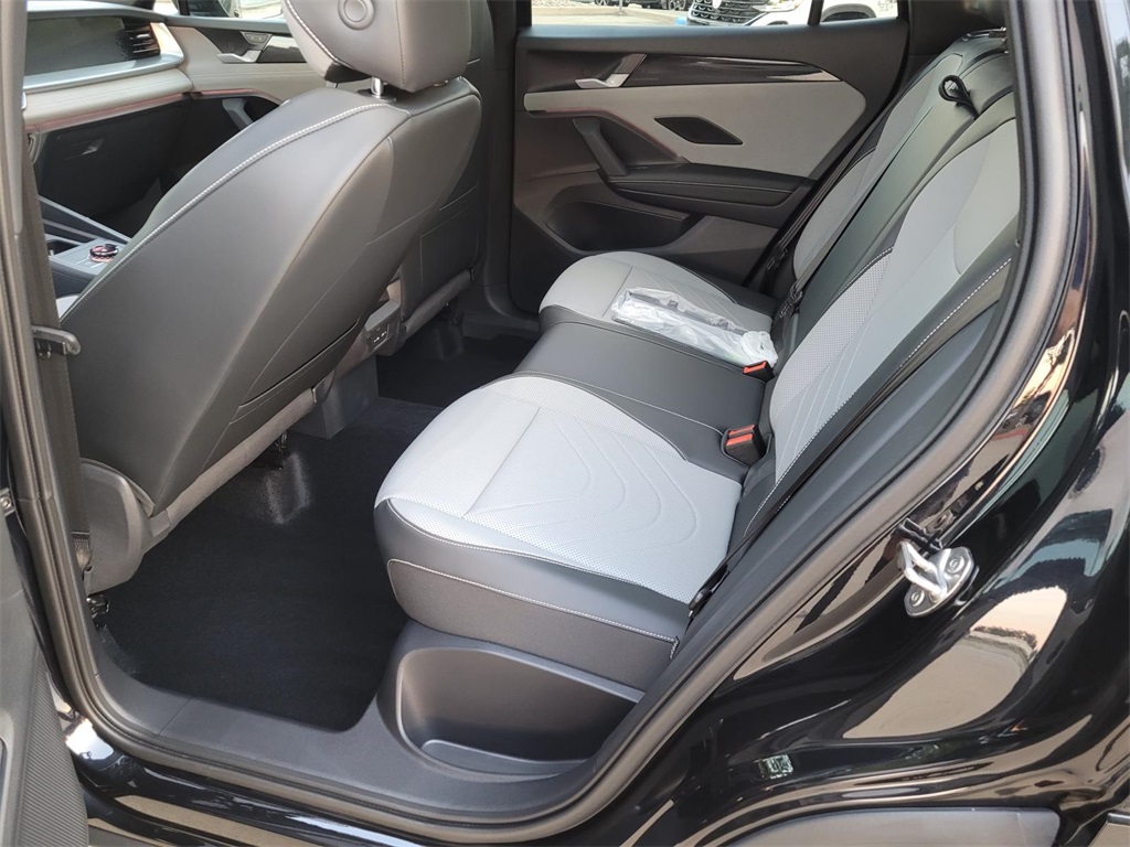 new 2025 Volkswagen Tiguan car, priced at $38,626
