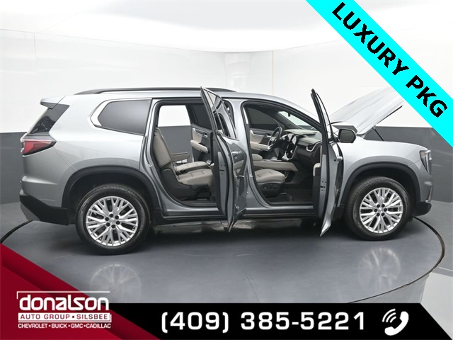 used 2024 GMC Acadia car, priced at $35,246